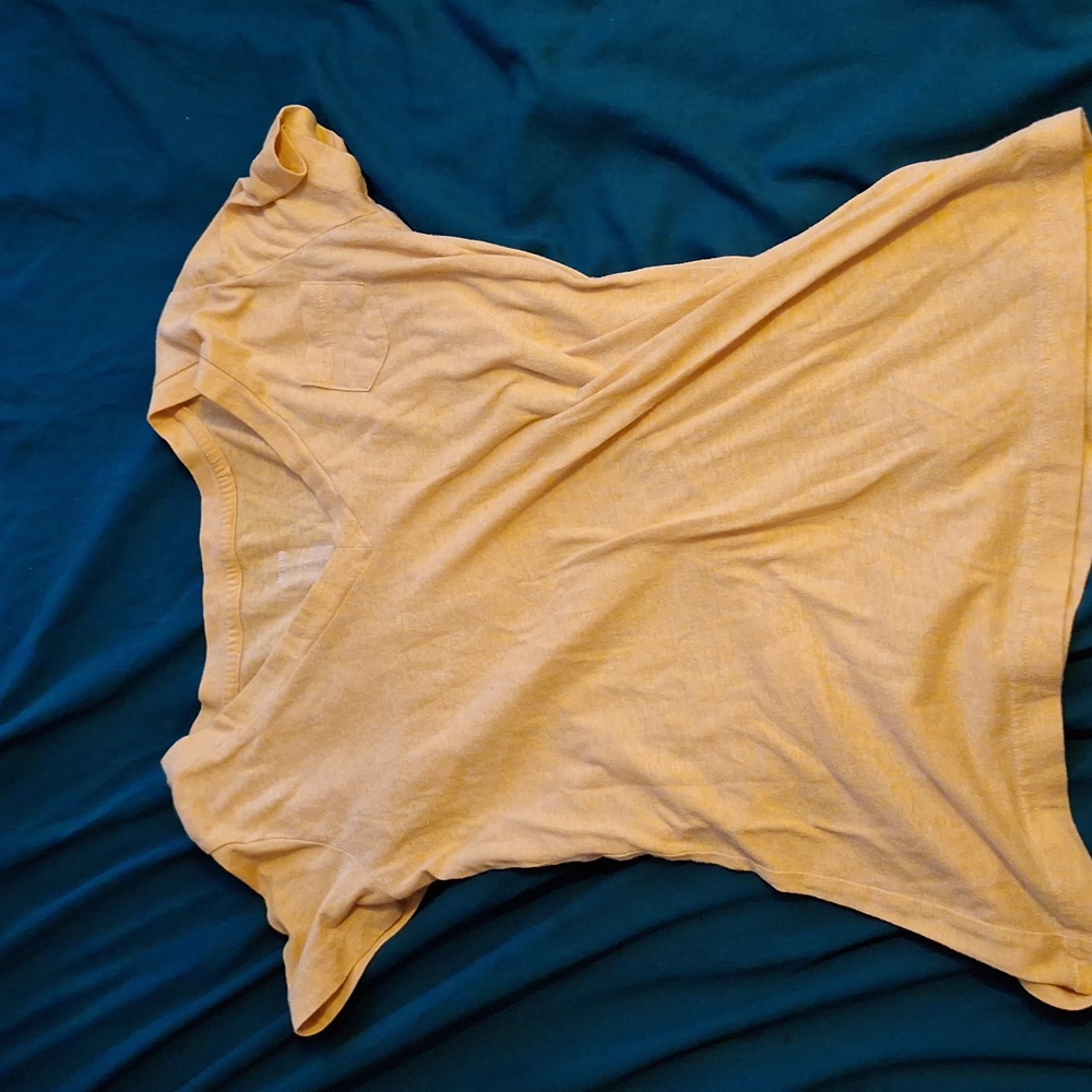 Yellow t shirt